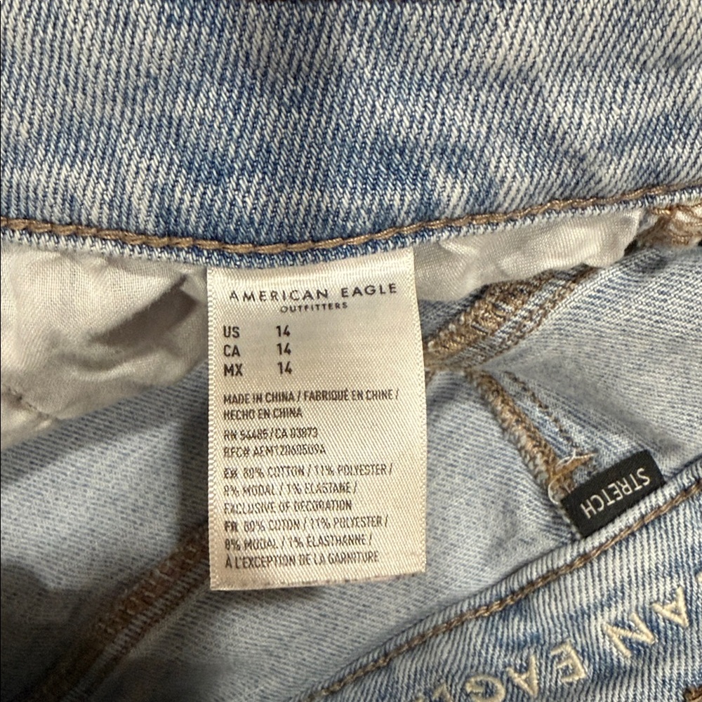 American Eagle Mom Short Size 14 - Picture 4 of 10